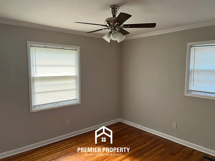 3218 Joslin St SW — Photo 10