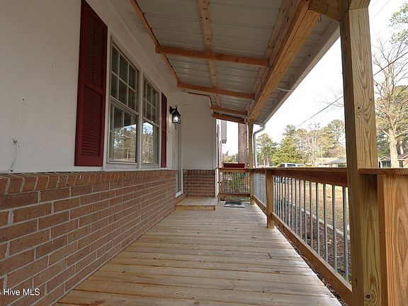3rd image of 419 Kenwood Drive