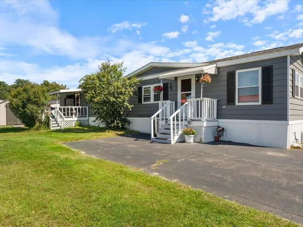 99 Dart Drive, Salem, NH 03079