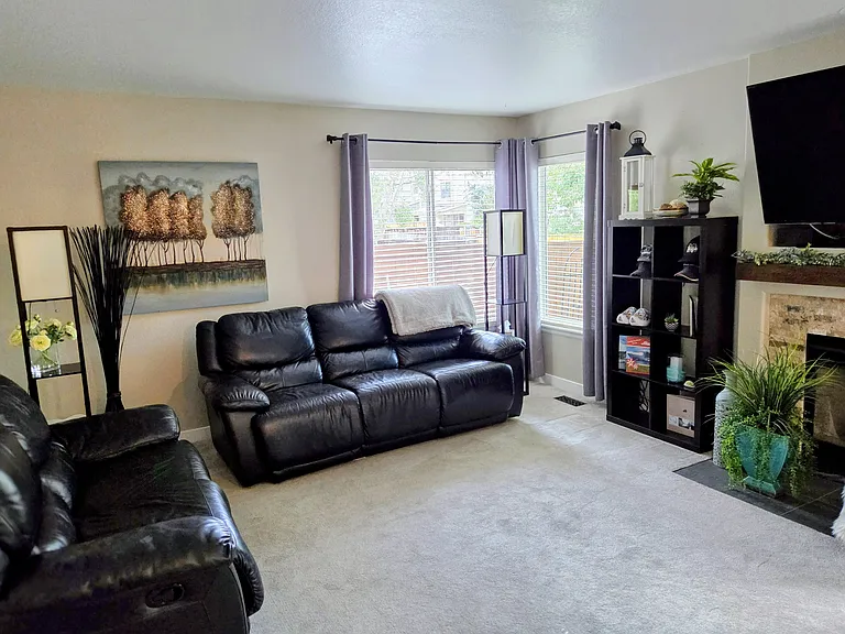 9454 Morning Glory Ln — Photo 14