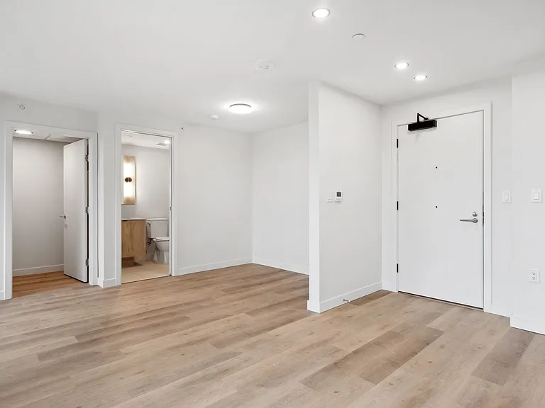 3572 Glen Dr — Photo 37