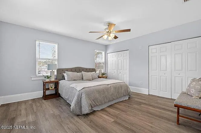 1207 Evergreen Ave — Photo 3