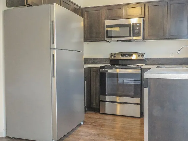 4795 SW Larch Dr — Photo 9