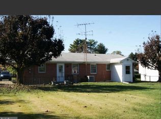 400 Belvedere Dr, Charles Town, WV 25414