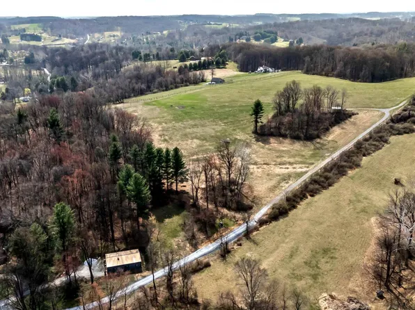 928 Stargazers Rd, Coatesville, PA 19320