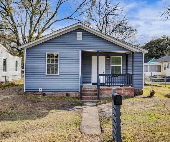 3 bed, 936 sqft, $2,700 — Photo 4