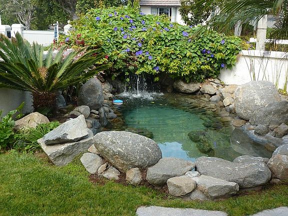 NATURAL GRANITE ROCK SPA & WATERFALL