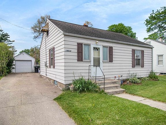 2nd image of 19824 E Gilmer St