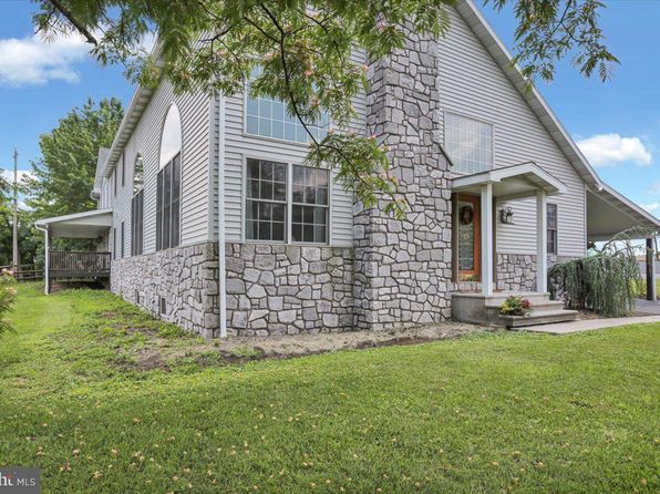 2209 Shartlesville Rd