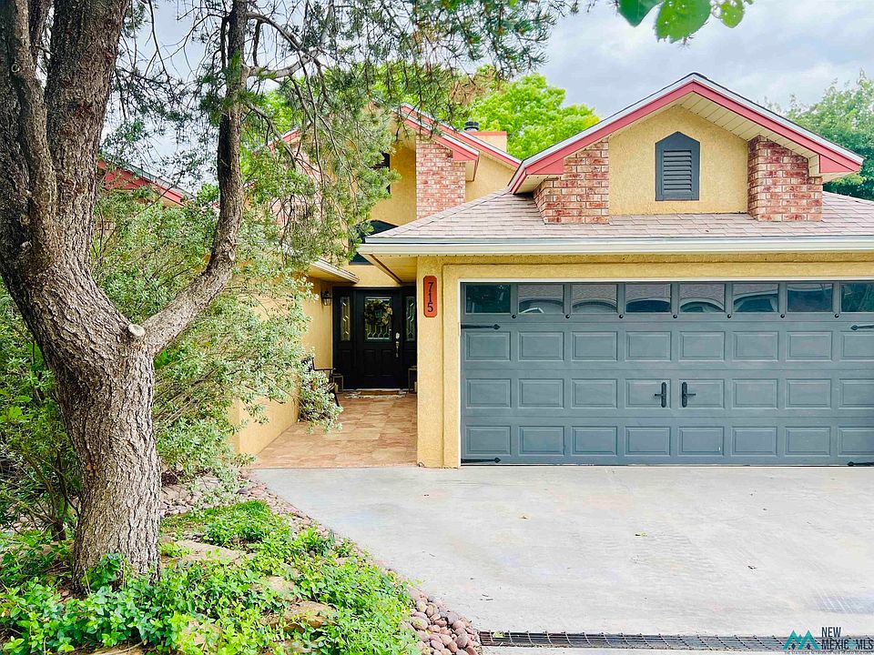 1st image of 715 Spyglass Dr