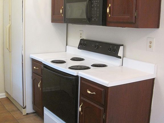 2nd image of 5644 Steffani Dr