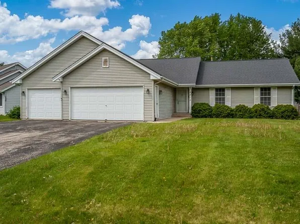4812 Pine Al Dr, Machesney Park, IL 61115