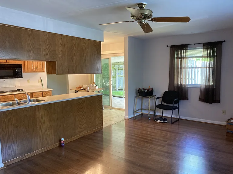2720 Corlington Dr — Photo 14