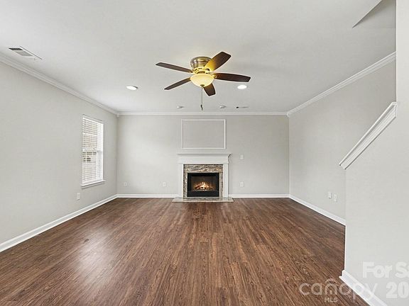 4th image of 4540 Canipe Dr #188