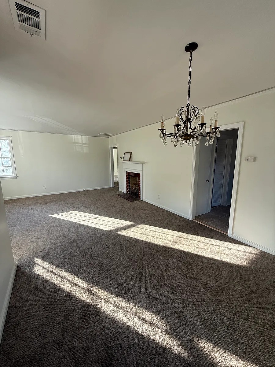 Very spacious living room, dining room combination. - 2835 Schaul St