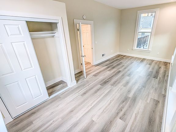 2nd image of 23 Abbey St