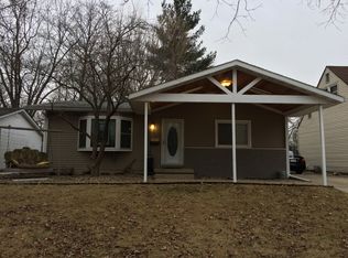 2093 Henley Rd, Springfield, IL 62702