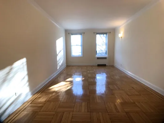 Rented by Sovereign Associates | media 11