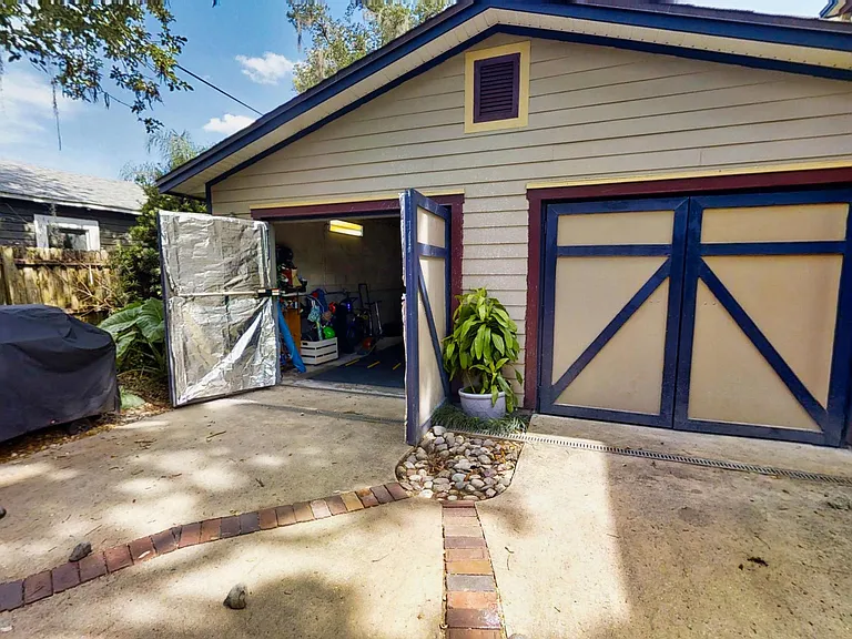 19 James Ave — Photo 10