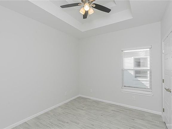 5th image of 4708 E Mulberry Ave #4