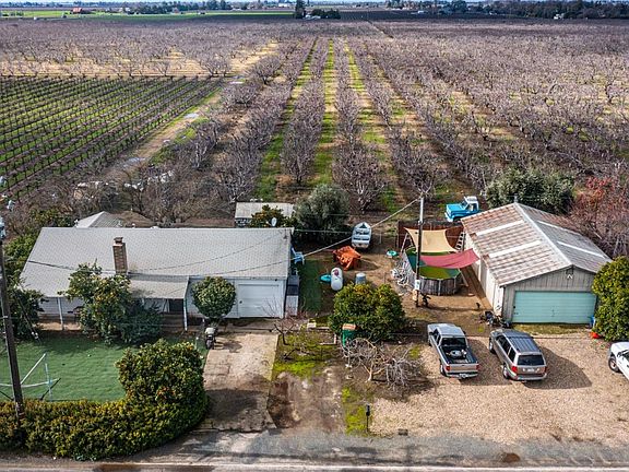 2nd image of 15271 Moore Road