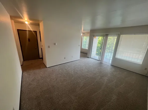 Heather Apartments, 2908 NE 12th St #302, Renton, WA 98056
