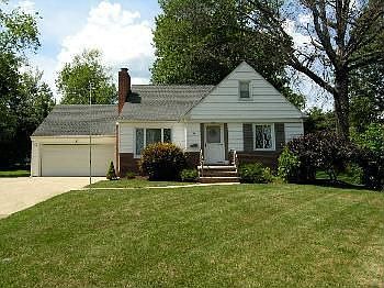 2nd image of 134 Fay Ave