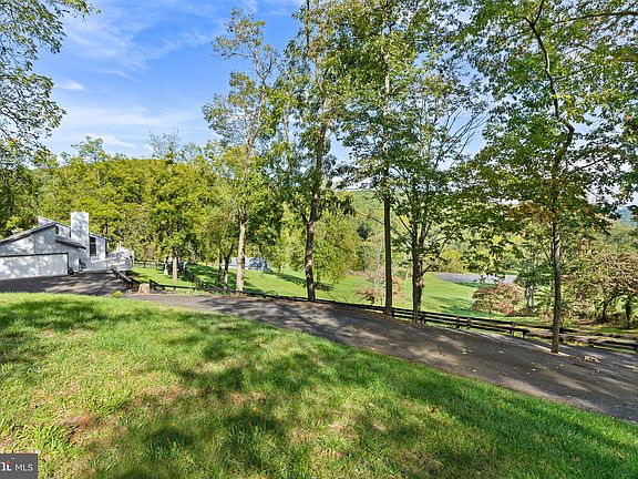 5th image of 13216 Hazegrov Farm Ln
