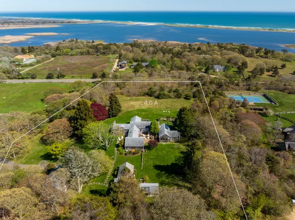 6 Wakeman Rd, Chilmark, MA 02535