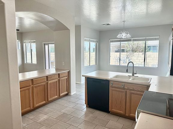 2nd image of 4220 E Orchid Ln