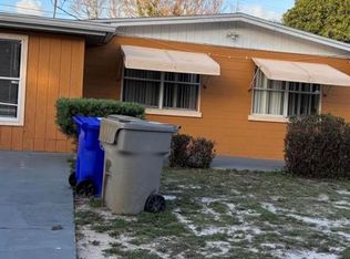 390 7th Rd SW, Vero Beach, FL 32962