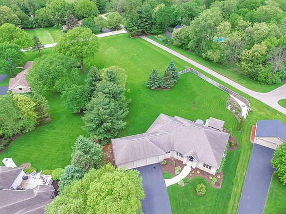 3rd image of 6472 Shiloh Close