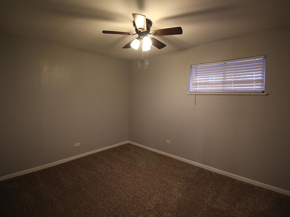 207 West College Street 207 W College St Athens TX Zillow