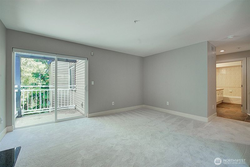 3rd image of 215 20th Avenue E #307