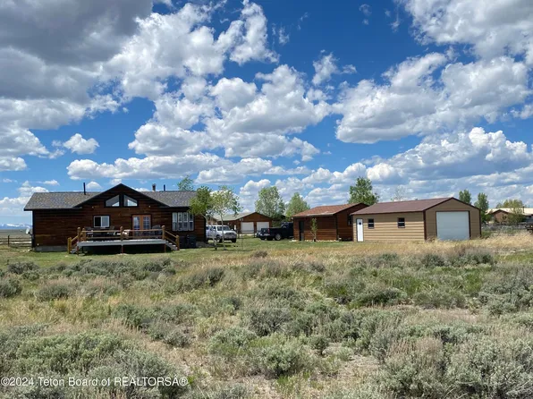 25 Monte Vista Rd, Pinedale, WY 82941