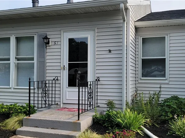 51 The Cmn, Lockport, NY 14094