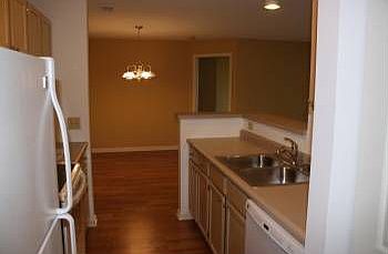 5th image of 8110 Brookmont Ct