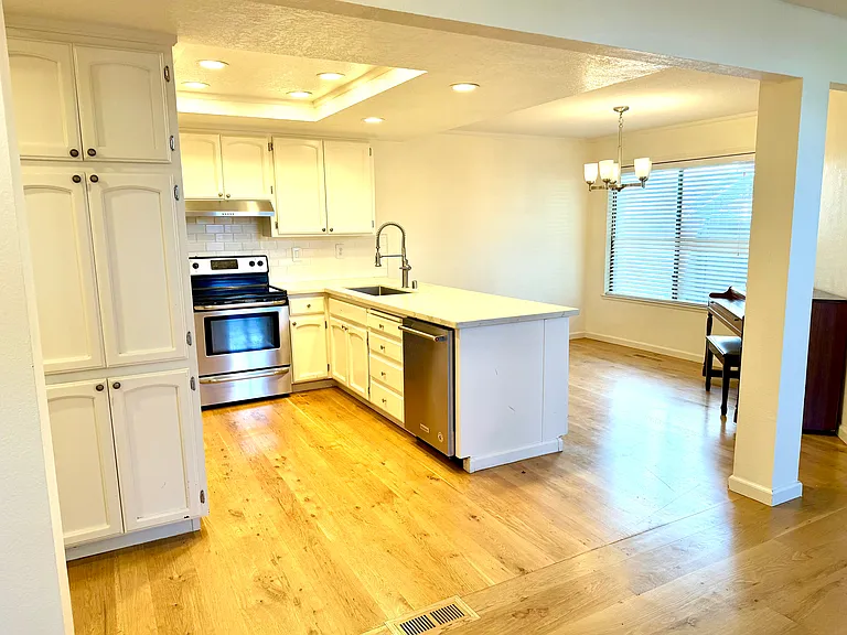 5375 Black Ave #2 — Photo 5