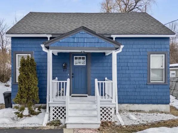 10 Turgeon Street, Lewiston, ME 04240