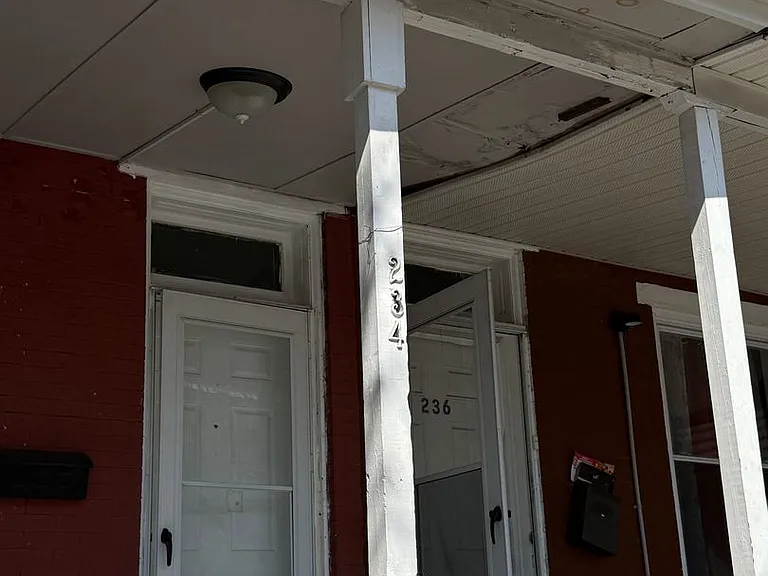 234 Walnut Ave — Photo 2