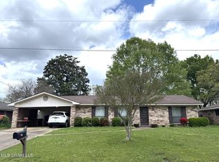 202 Lindberg Ave, Natchez, MS 39120