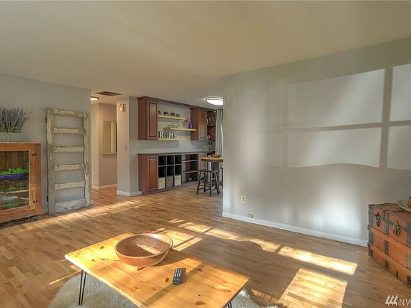 4th image of 1704 Gemini St SE