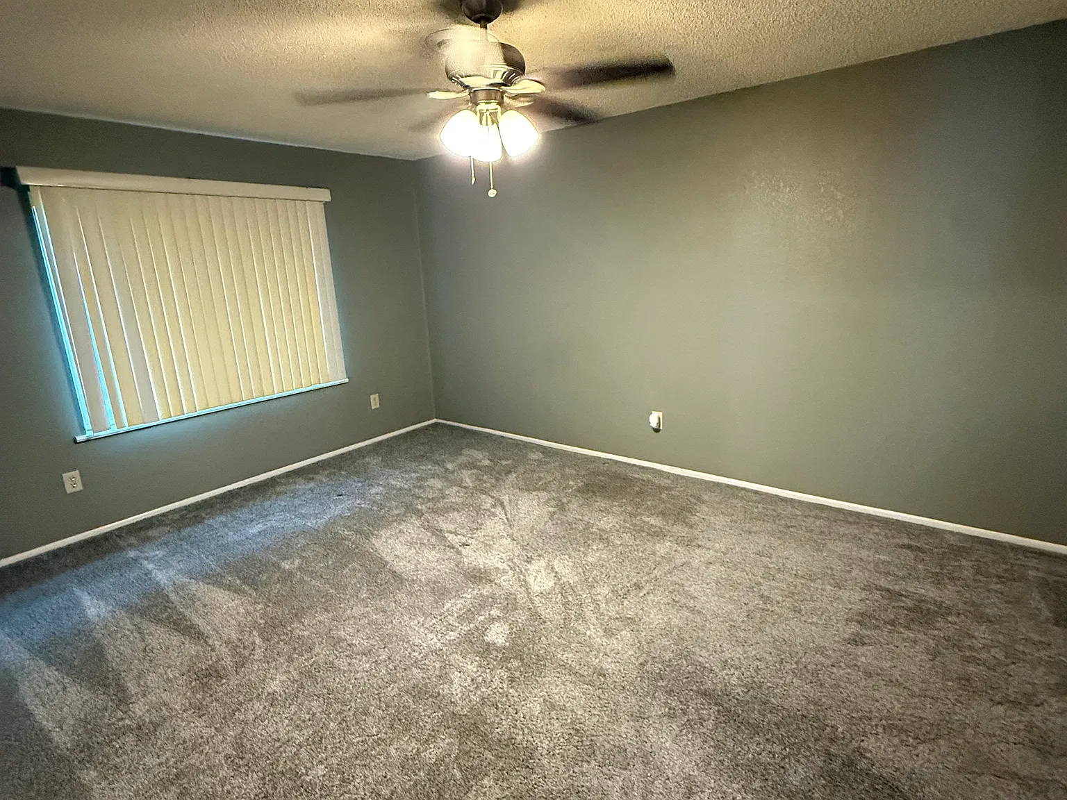2 bed, 1076 sqft, $1,120 — Photo 2