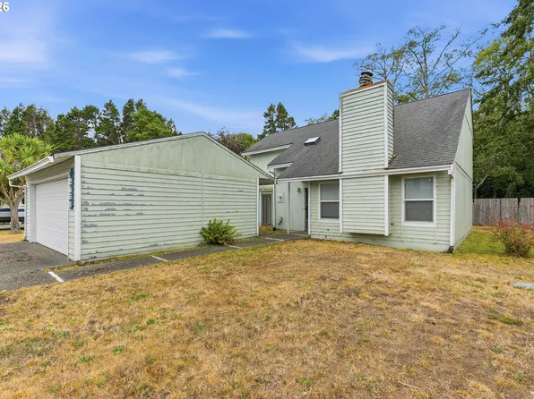 2450 Grant St, North Bend, OR 97459