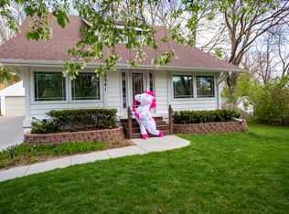 2341 Raymond Ave, Council Bluffs, IA 51503