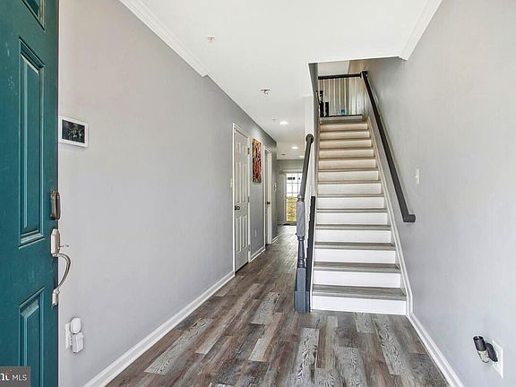 5th image of 7524 Briargrove Ln
