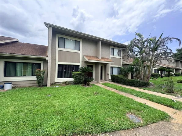 7907 Tangerine Dr, Temple Terrace, FL 33637
