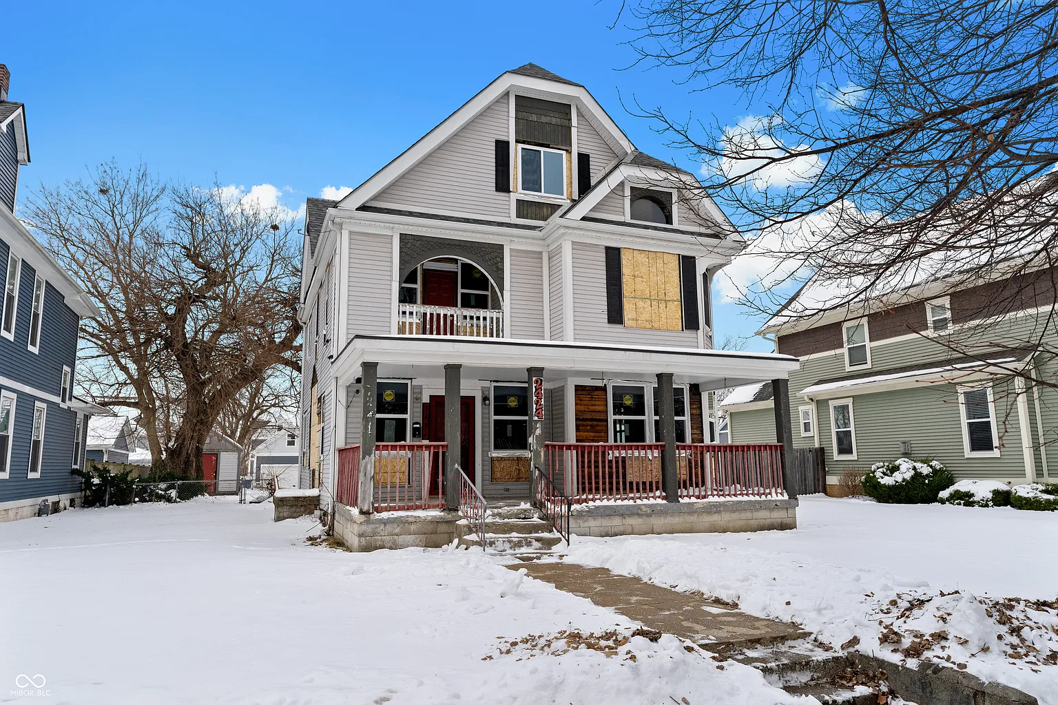 2424 Broadway St photo 1
