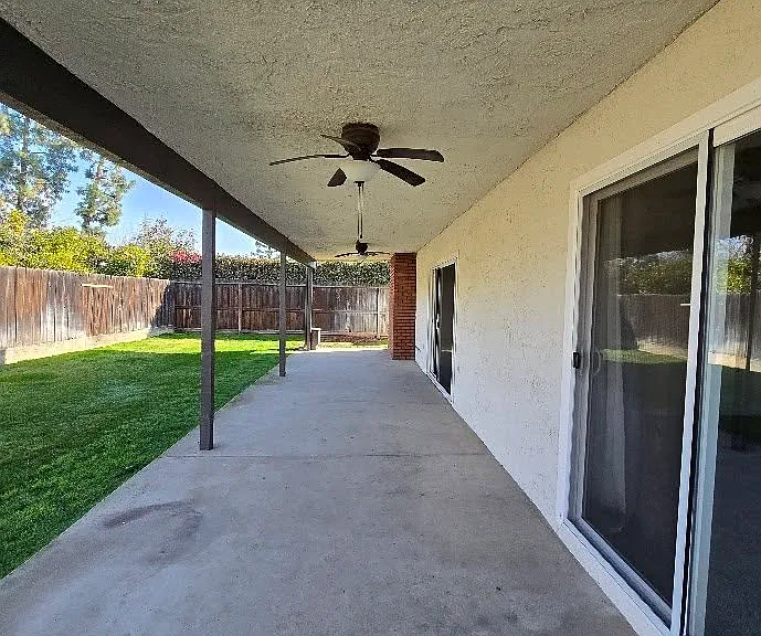 3012 E Los Altos Ave — Photo 40