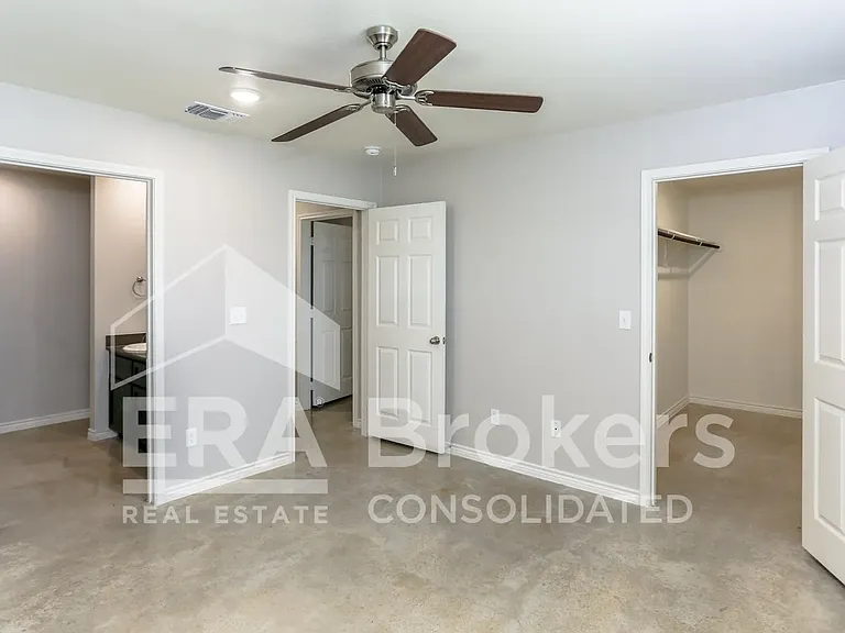 2328 Duntov Dr #A — Photo 20